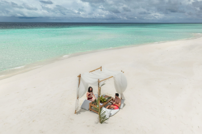 Sandbank Experiences (Picnic, BBQ, Breakfast)